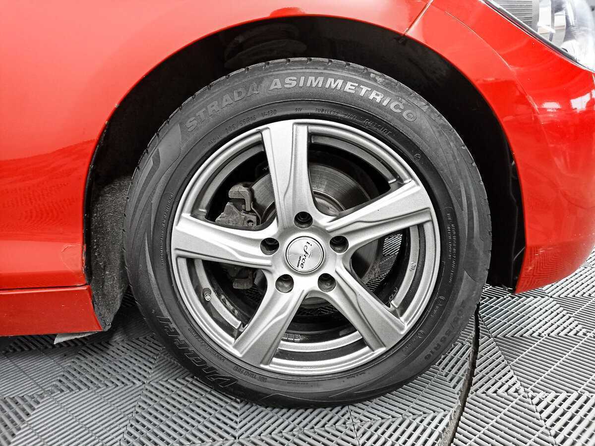 BMW 1 серии 116i, 2012 Фото №18