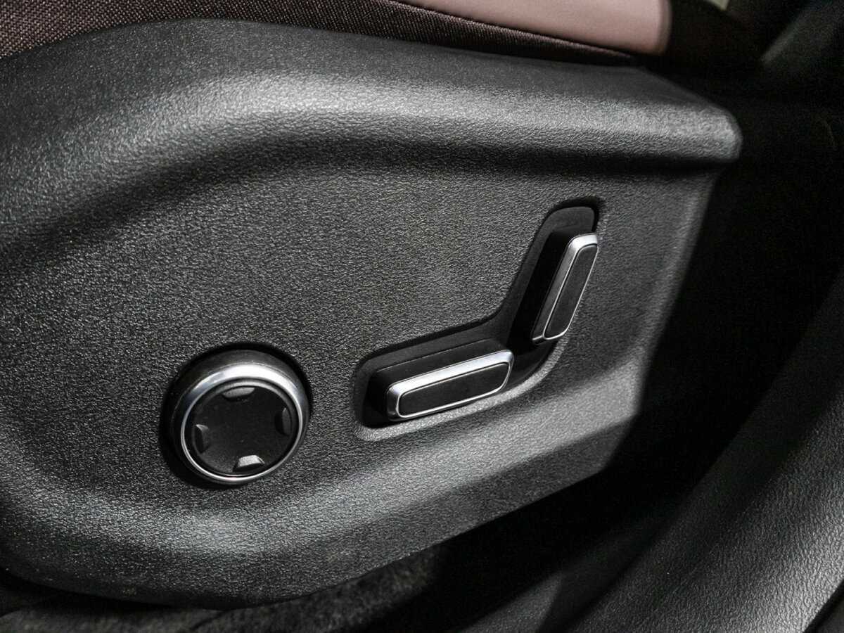 Geely Monjaro, 2023 Фото №17