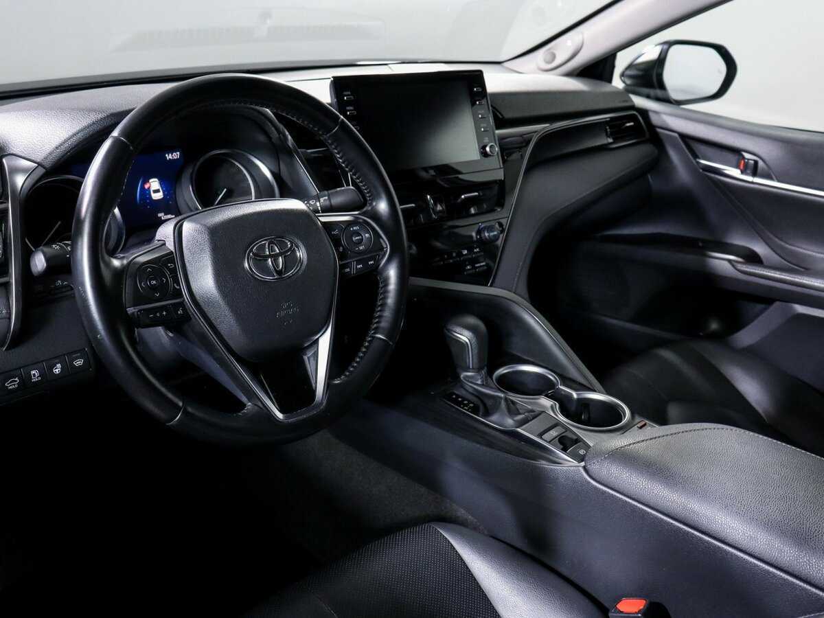 Toyota Camry, 2021 Фото №11