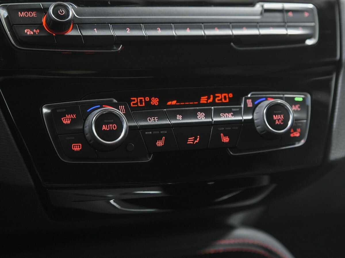 BMW X1 18d xDrive, 2019 Фото №13