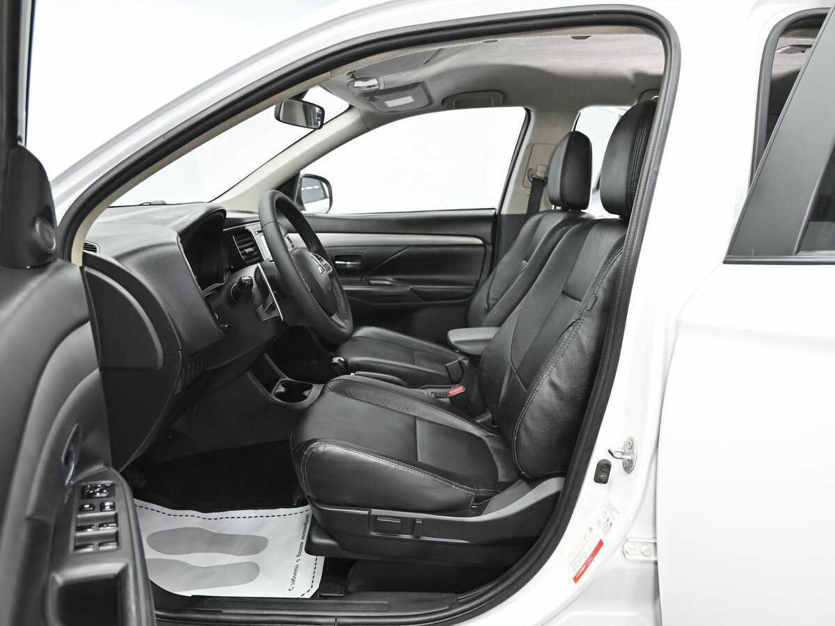 Mitsubishi Outlander, 2012 Фото №7