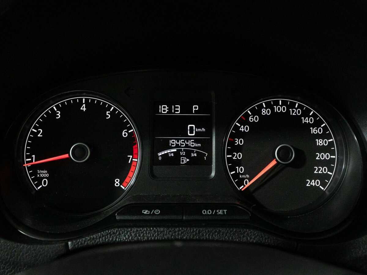 Volkswagen Polo, 2016 Фото №12