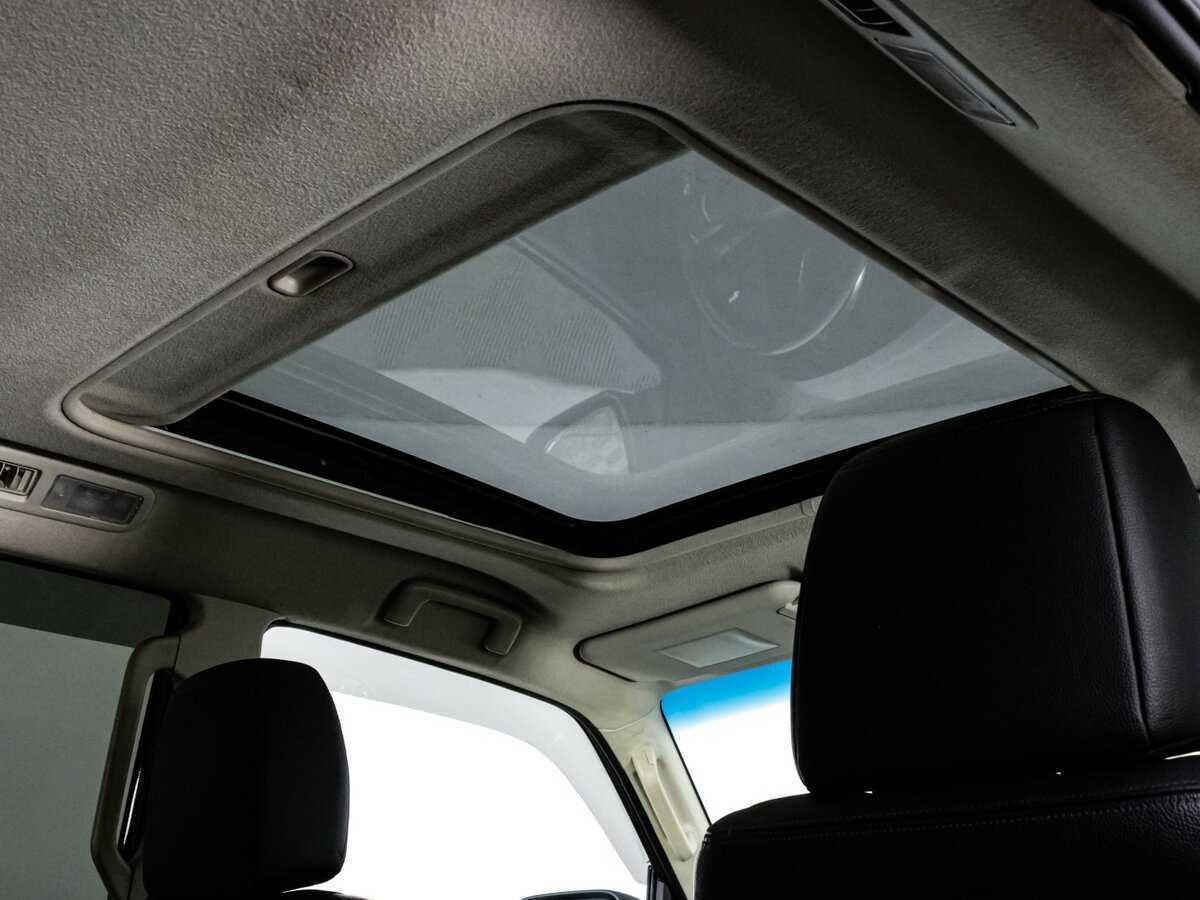 Mitsubishi Pajero, 2014 Фото №15