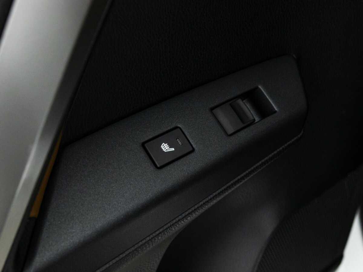 Toyota RAV4, 2019 Фото №24