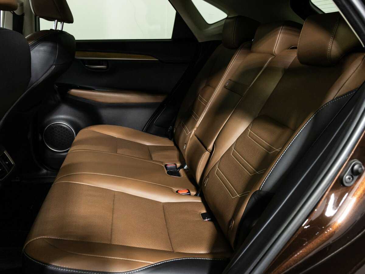 Lexus NX 200t, 2015 Фото №10