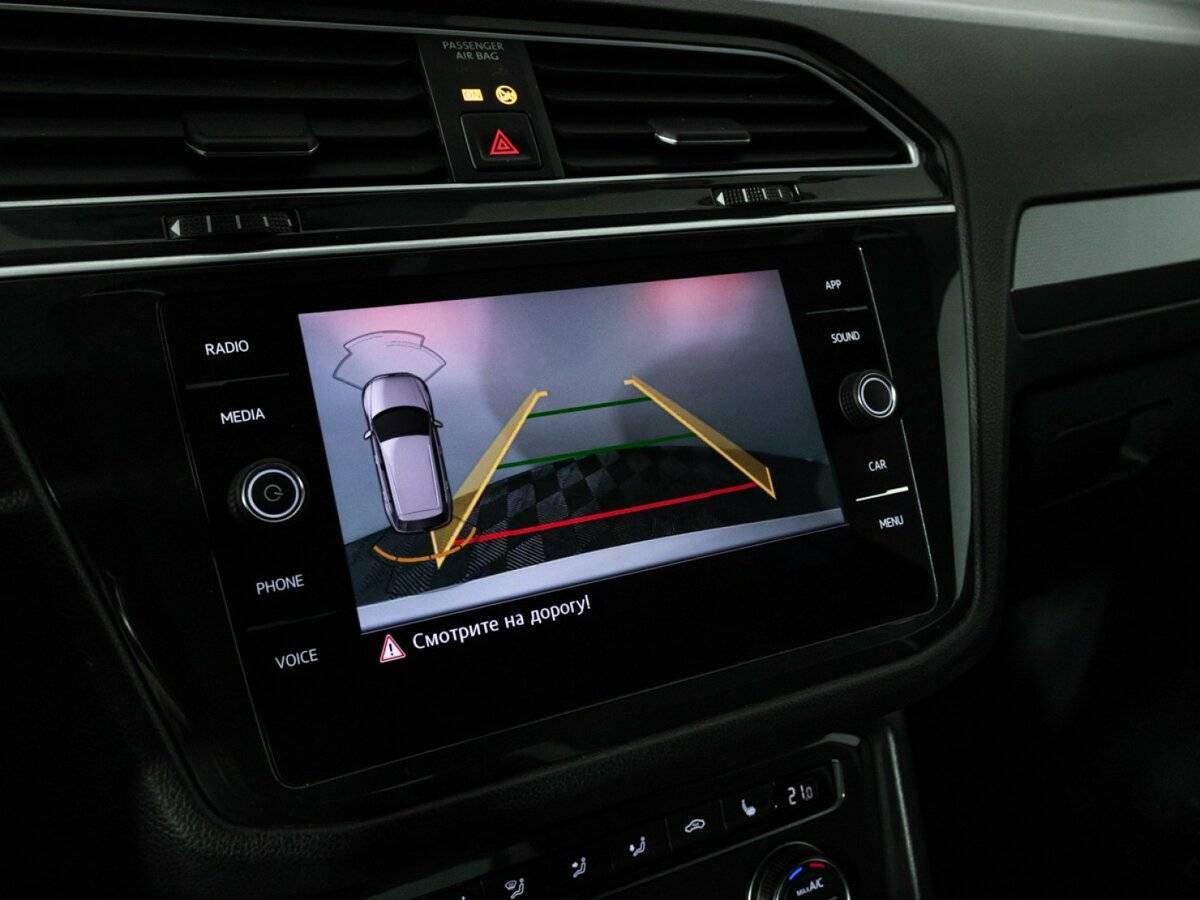 Volkswagen Tiguan, 2018 Фото №17