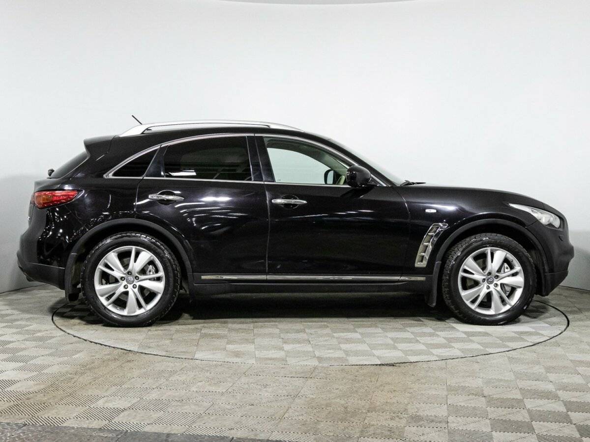 Infiniti FX30d, 2012 - 132 395 км. | Фото №4