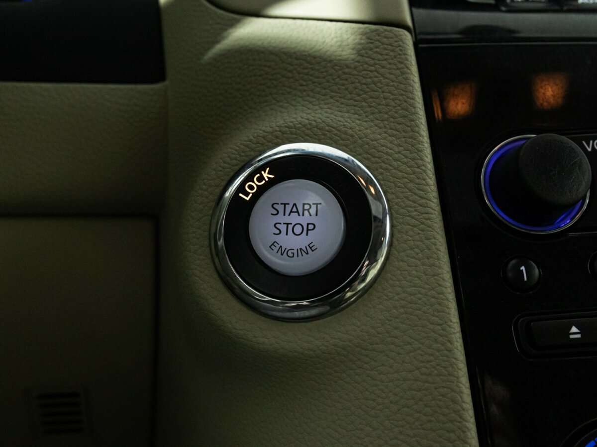 Infiniti FX30d, 2012 Фото №27