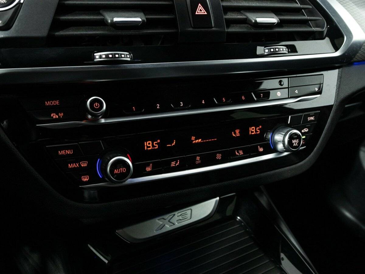 BMW X3 20d xDrive, 2018 Фото №20