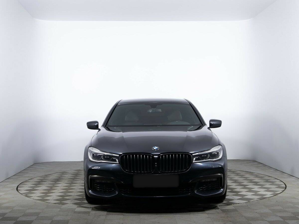 BMW 7 серии 730i, 2017 - 174 635 км. | Фото №2