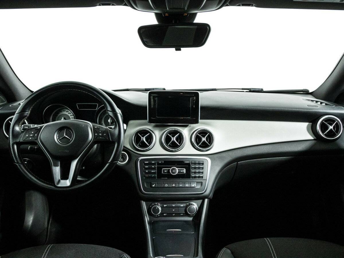 Mercedes-Benz CLA 200, 2014 Фото №13