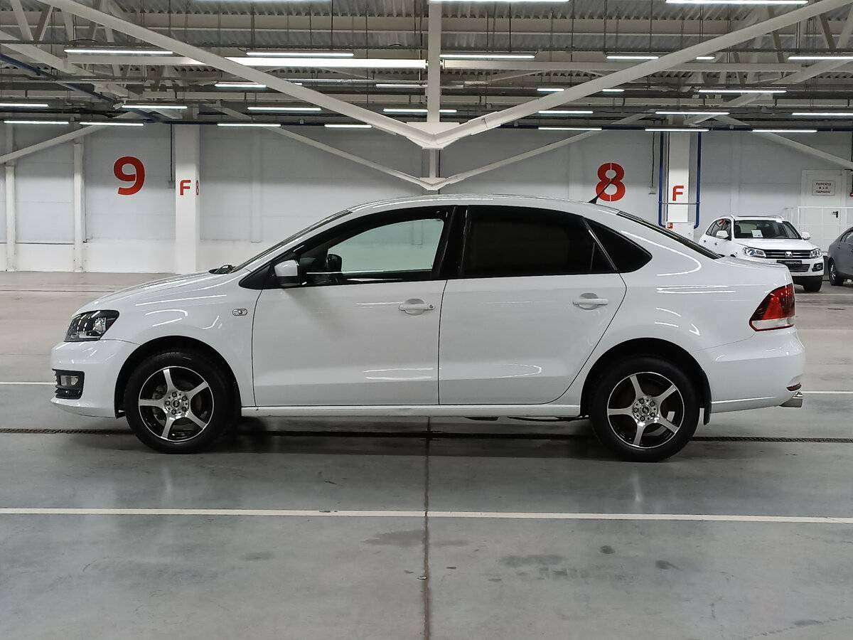 Volkswagen Polo, 2016 Фото №8