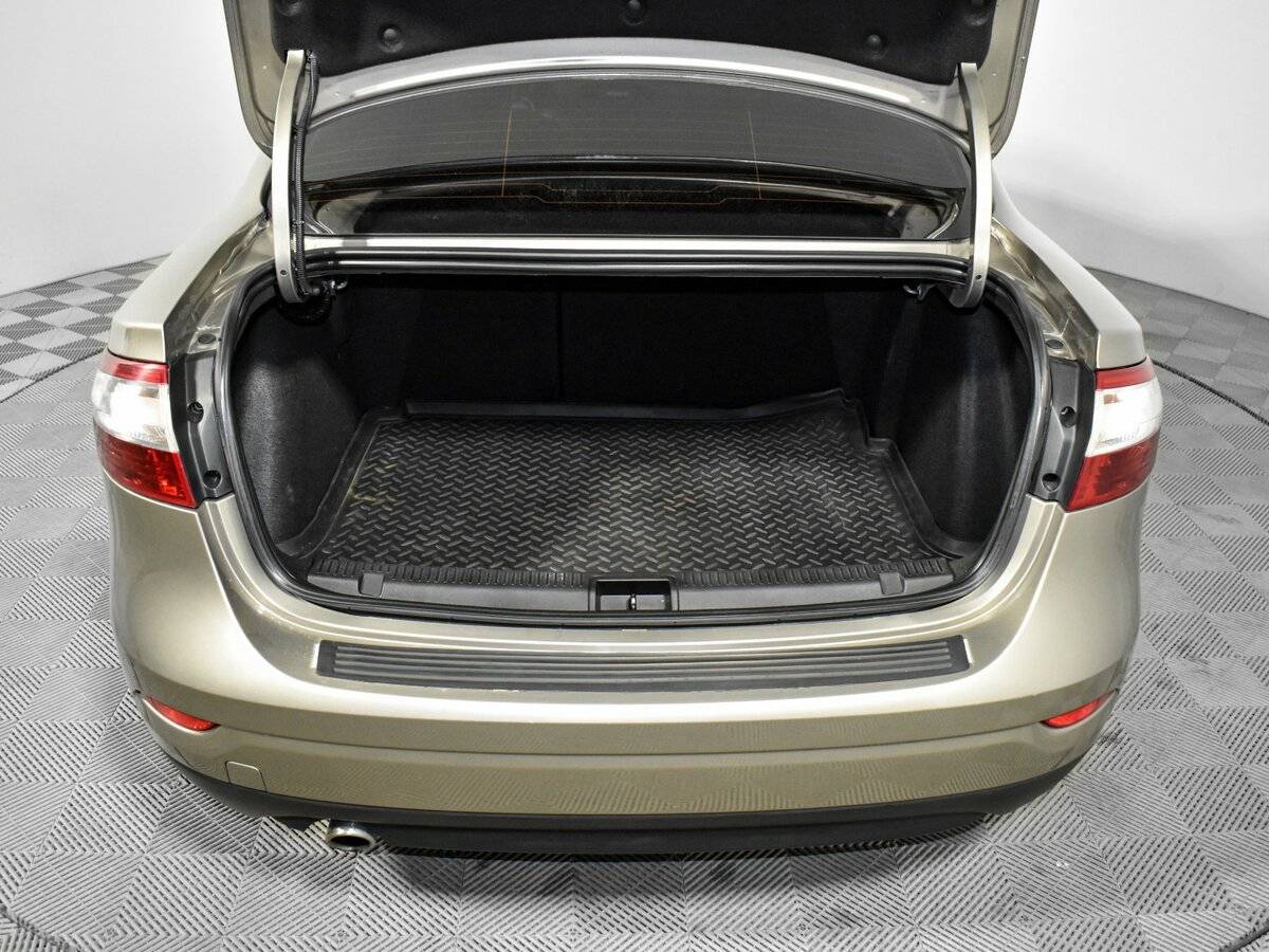 Renault Fluence, 2013 Фото №17