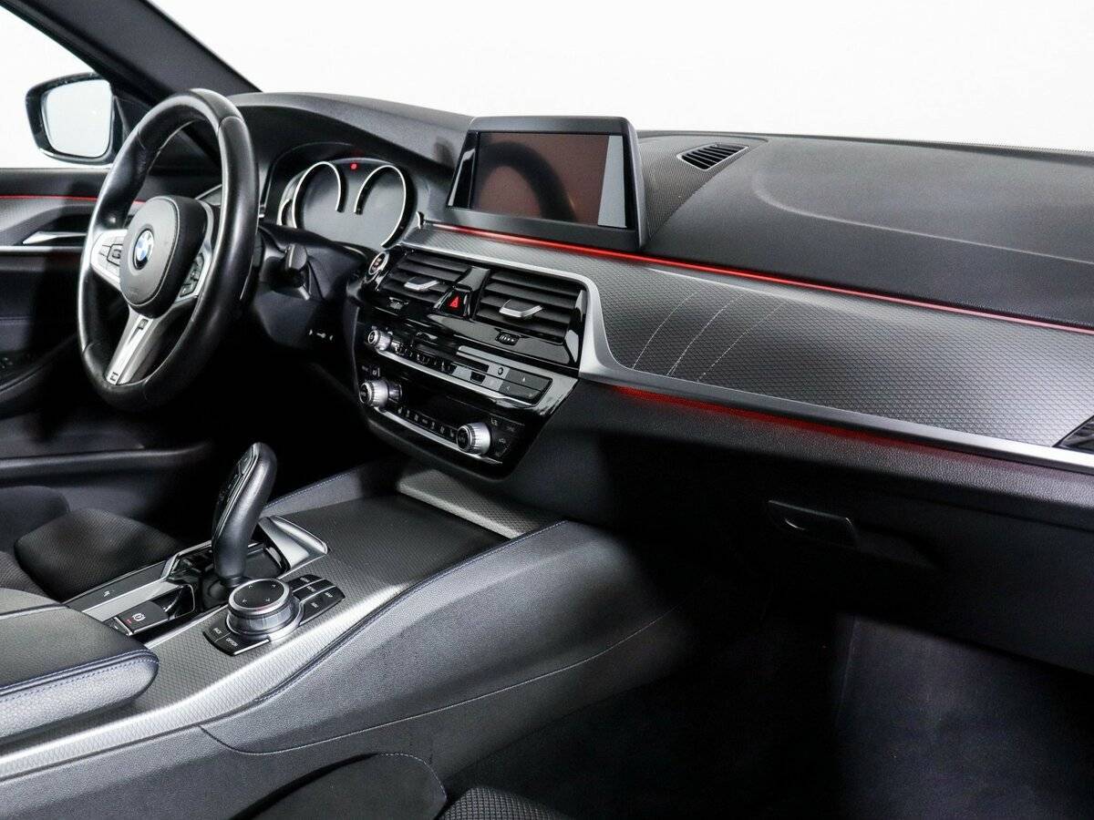 BMW 5 серии 520d xDrive, 2019 - 134 078 км. | Фото №6