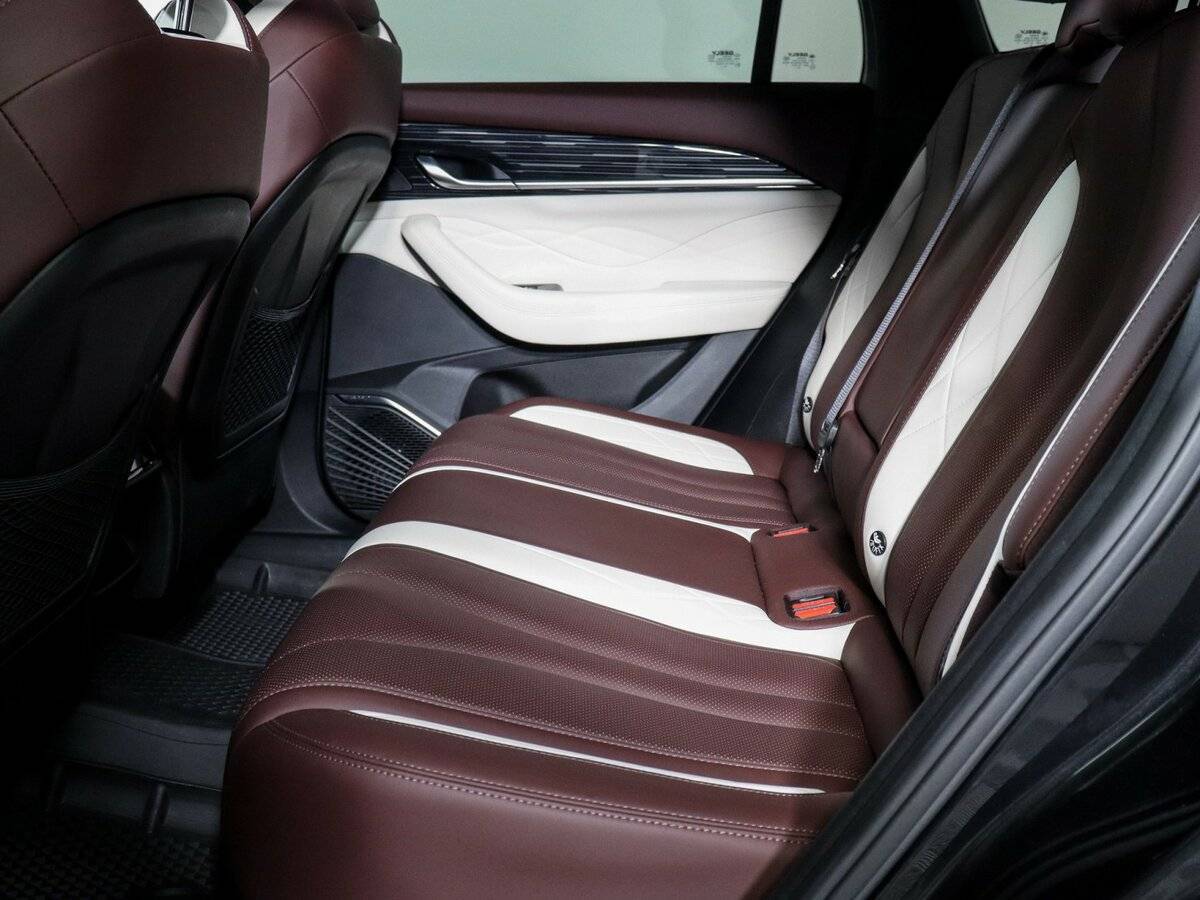 Geely Monjaro, 2023 Фото №10