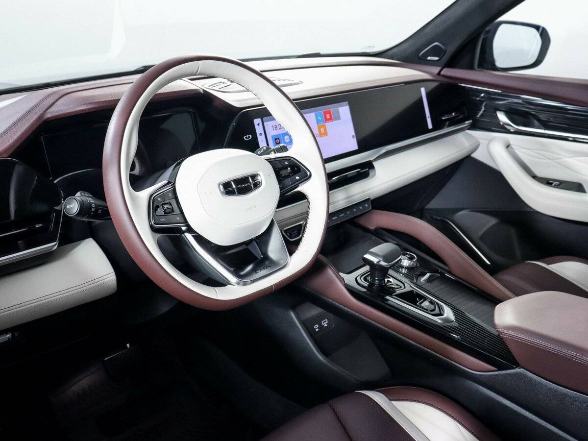 Geely Monjaro, 2023 Фото №14