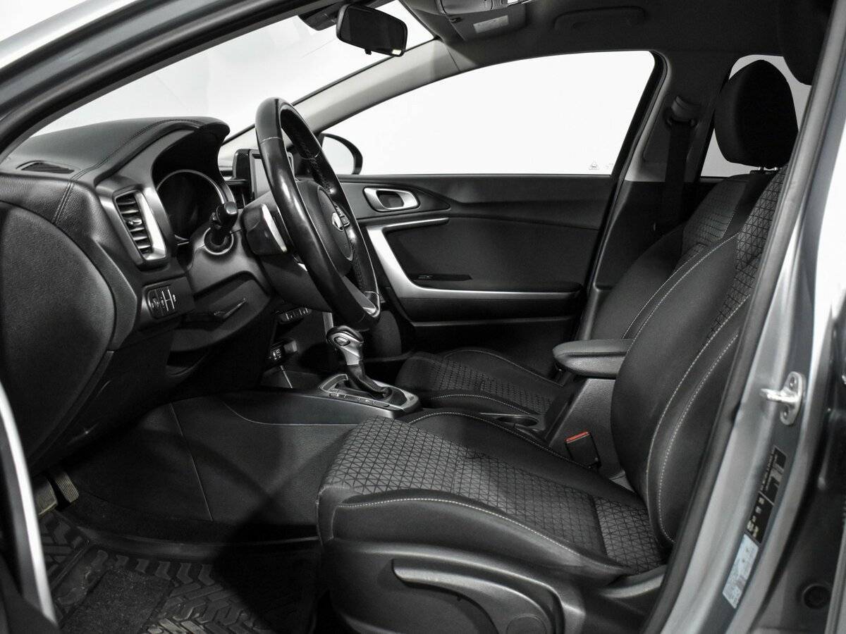 Kia Ceed, 2019 Фото №10