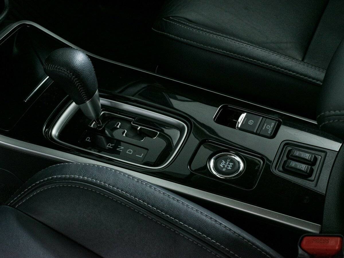 Mitsubishi Outlander, 2020 Фото №17