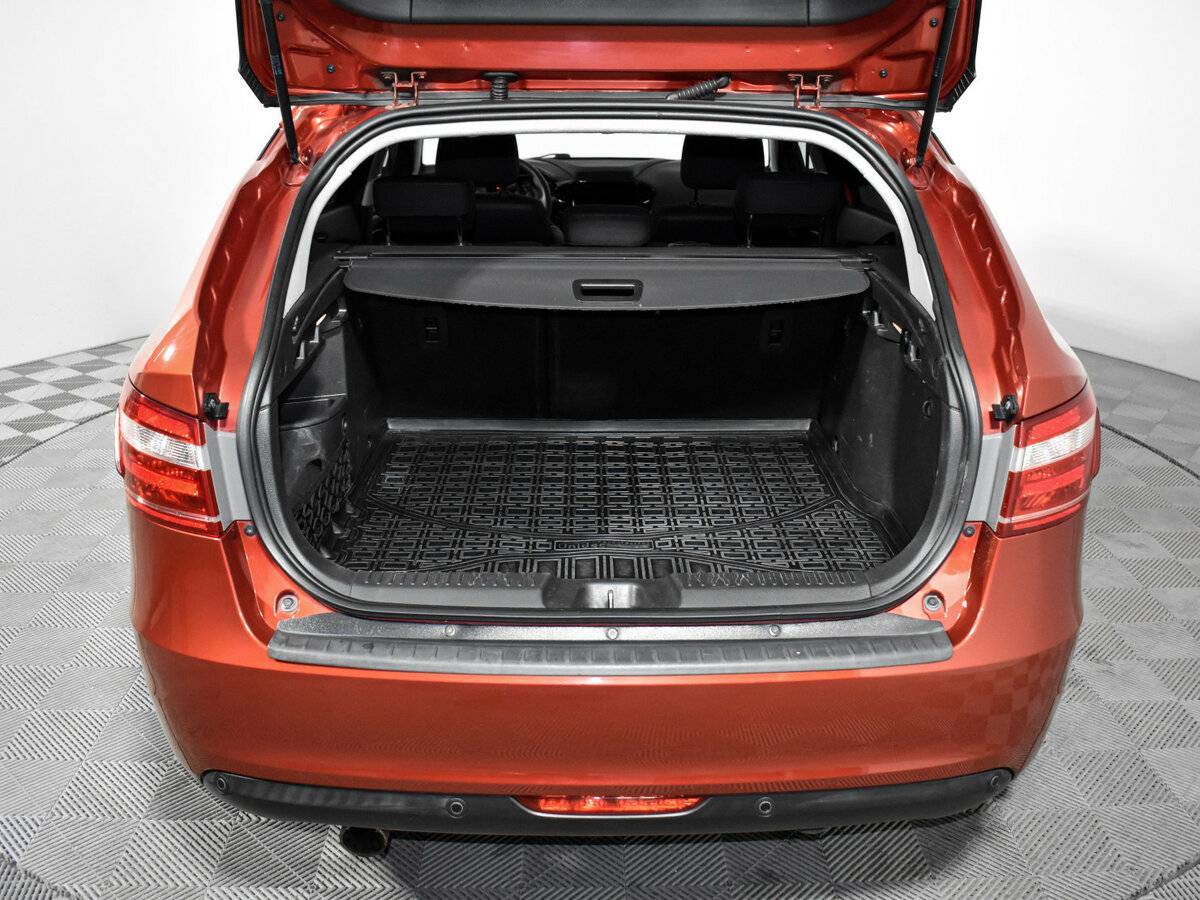 Lada (ВАЗ) Vesta SW, 2018 Фото №19