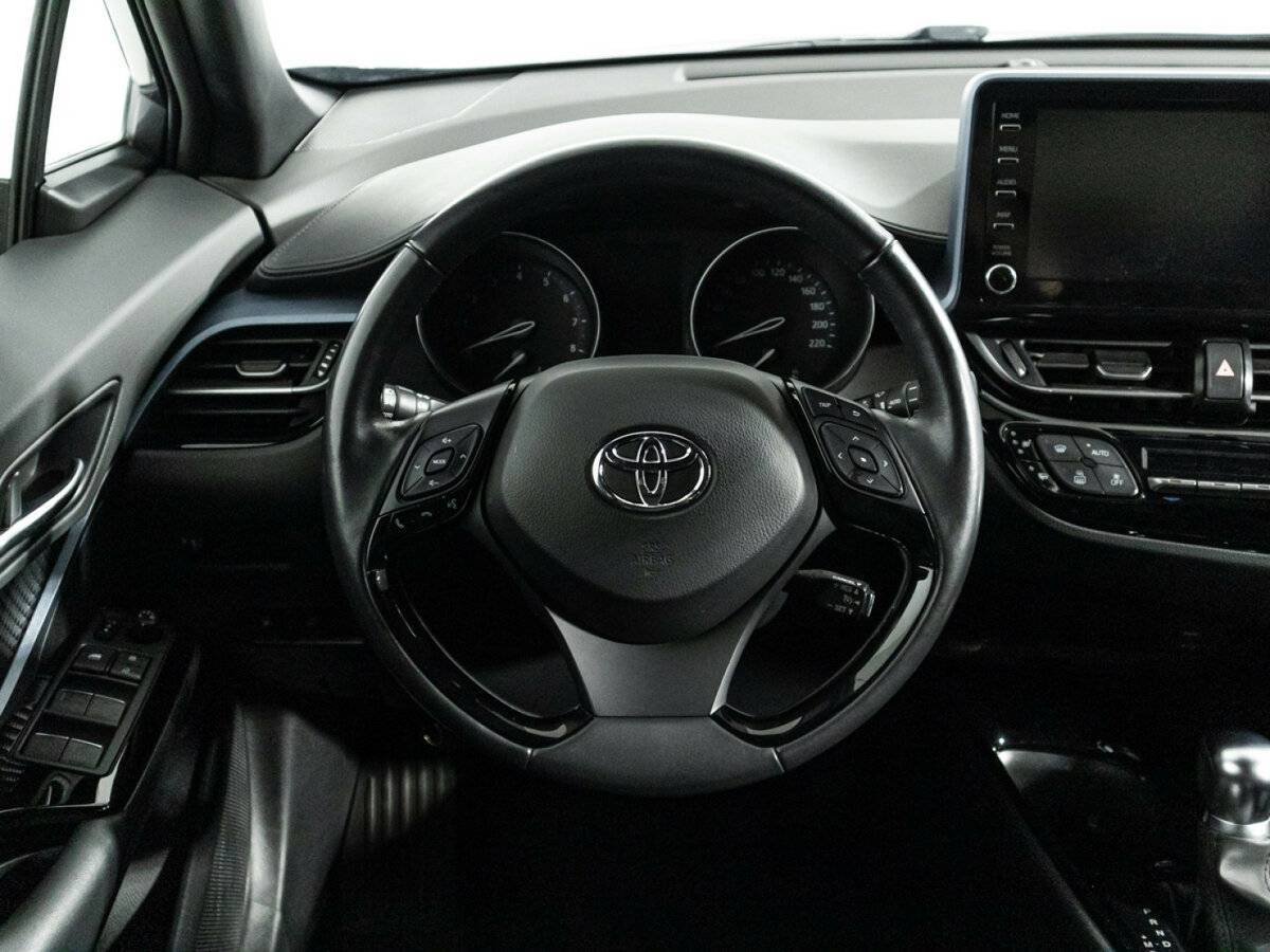 Toyota C-HR, 2020 Фото №21