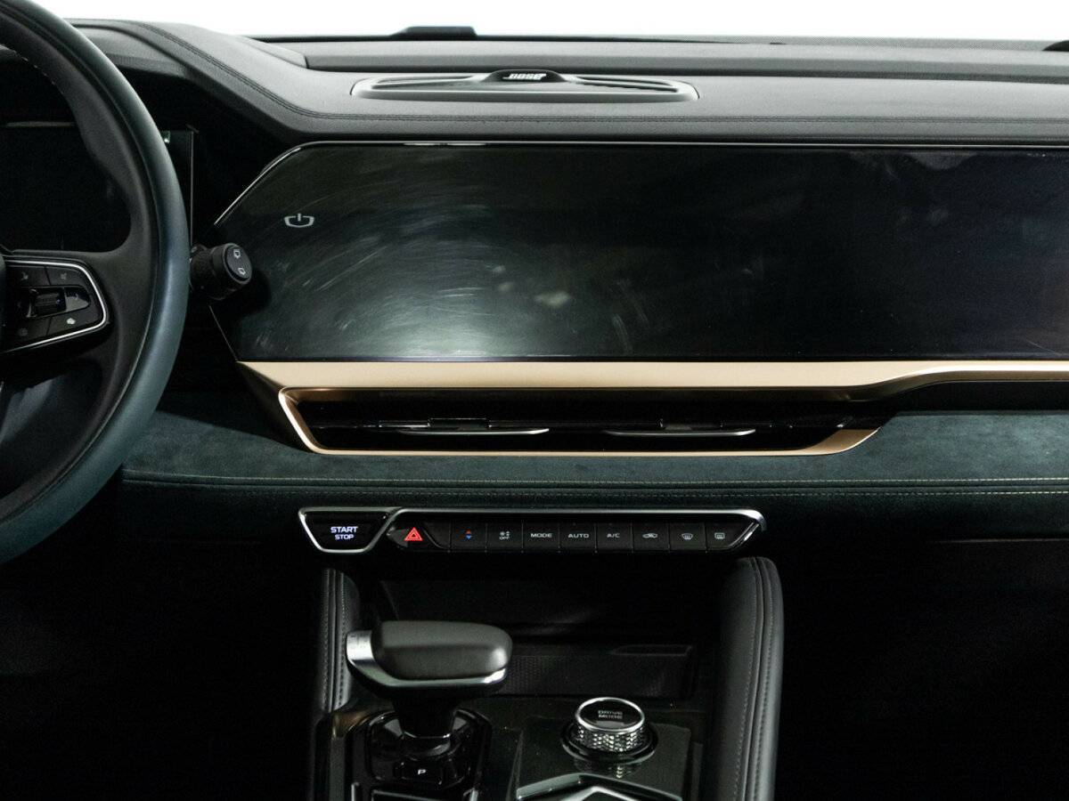 Geely Monjaro, 2023 Фото №14