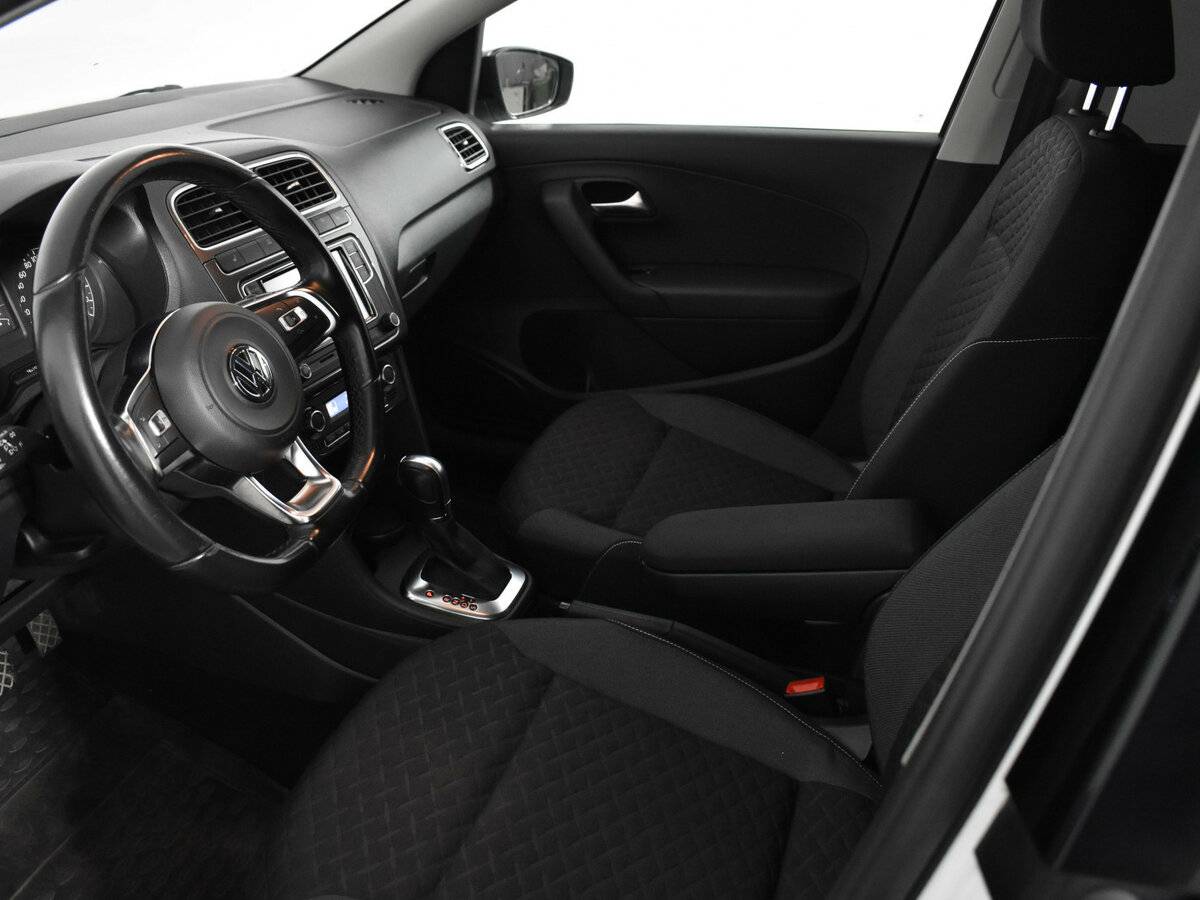 Volkswagen Polo, 2019 Фото №9