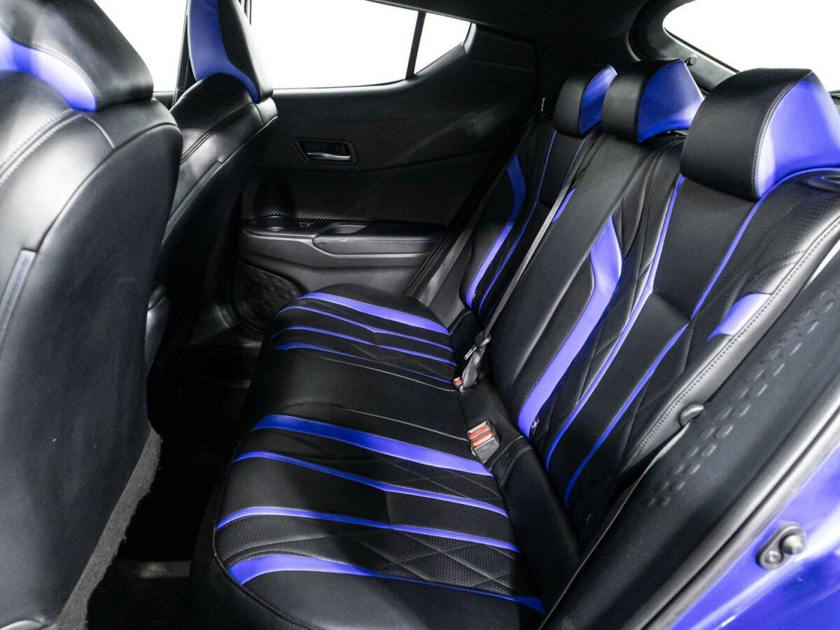 Toyota C-HR, 2019 Фото №10