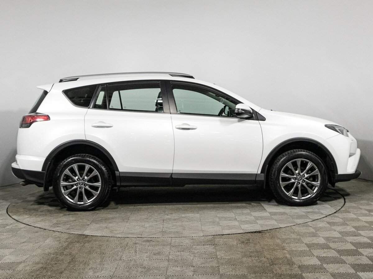 Toyota RAV4, 2018 Фото №4