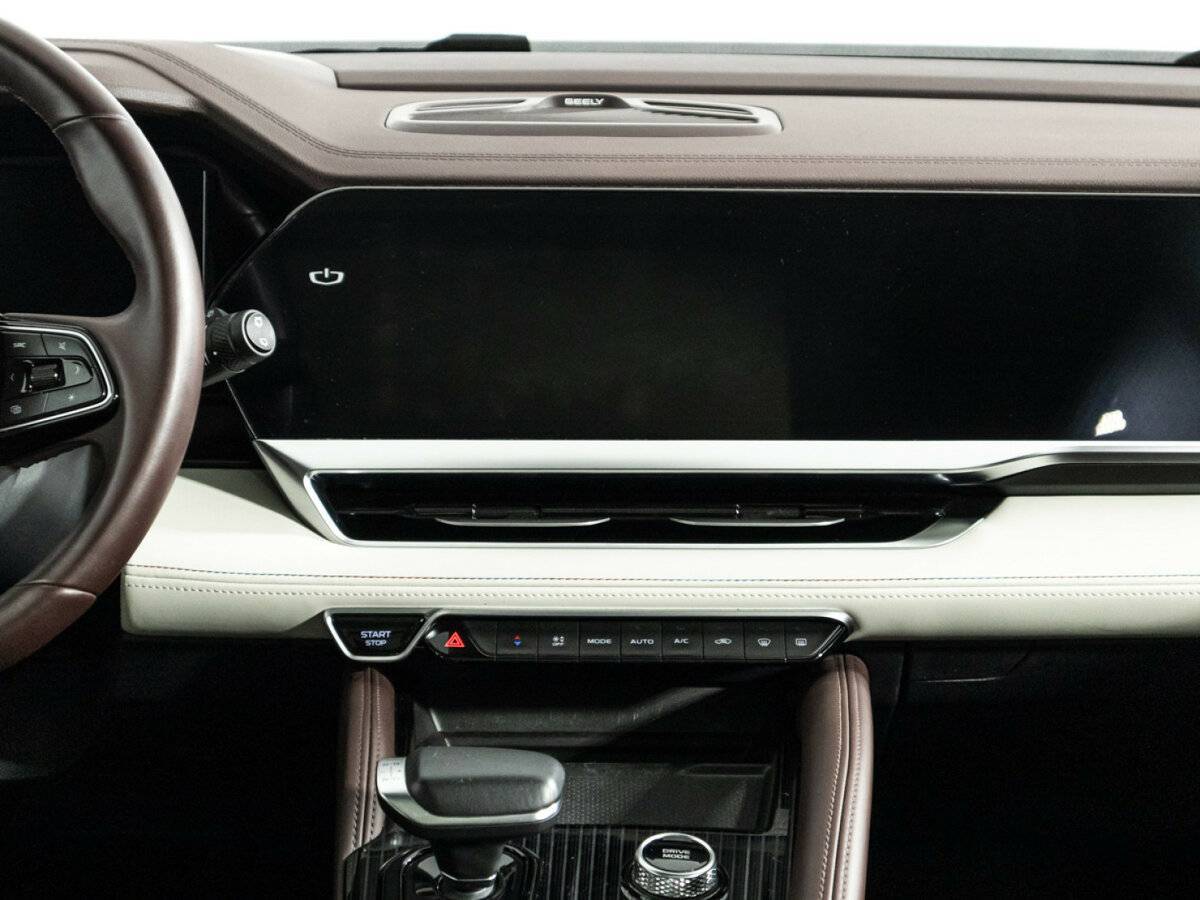 Geely Monjaro, 2022 Фото №14