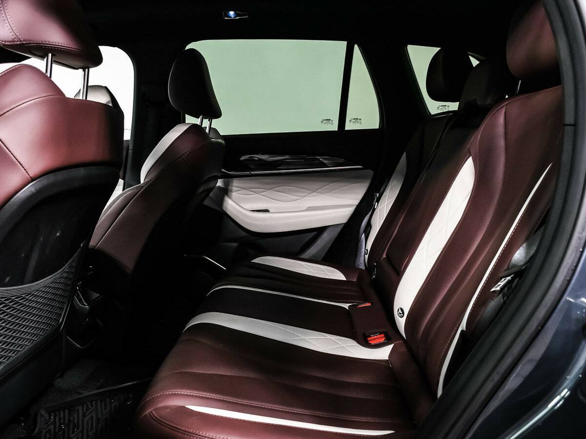 Geely Monjaro, 2023 Фото №12