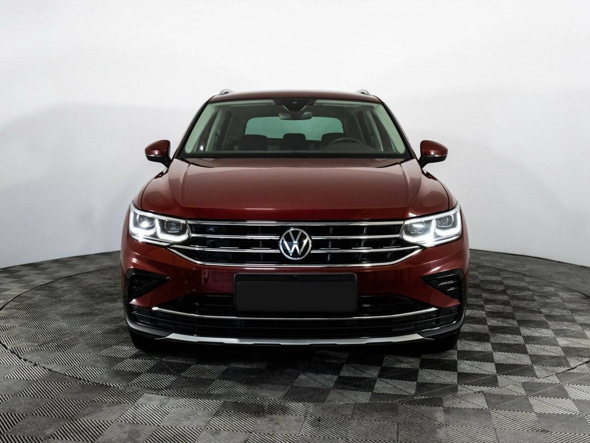 Volkswagen Tiguan, 2020 - 65 439 км. | Фото №2