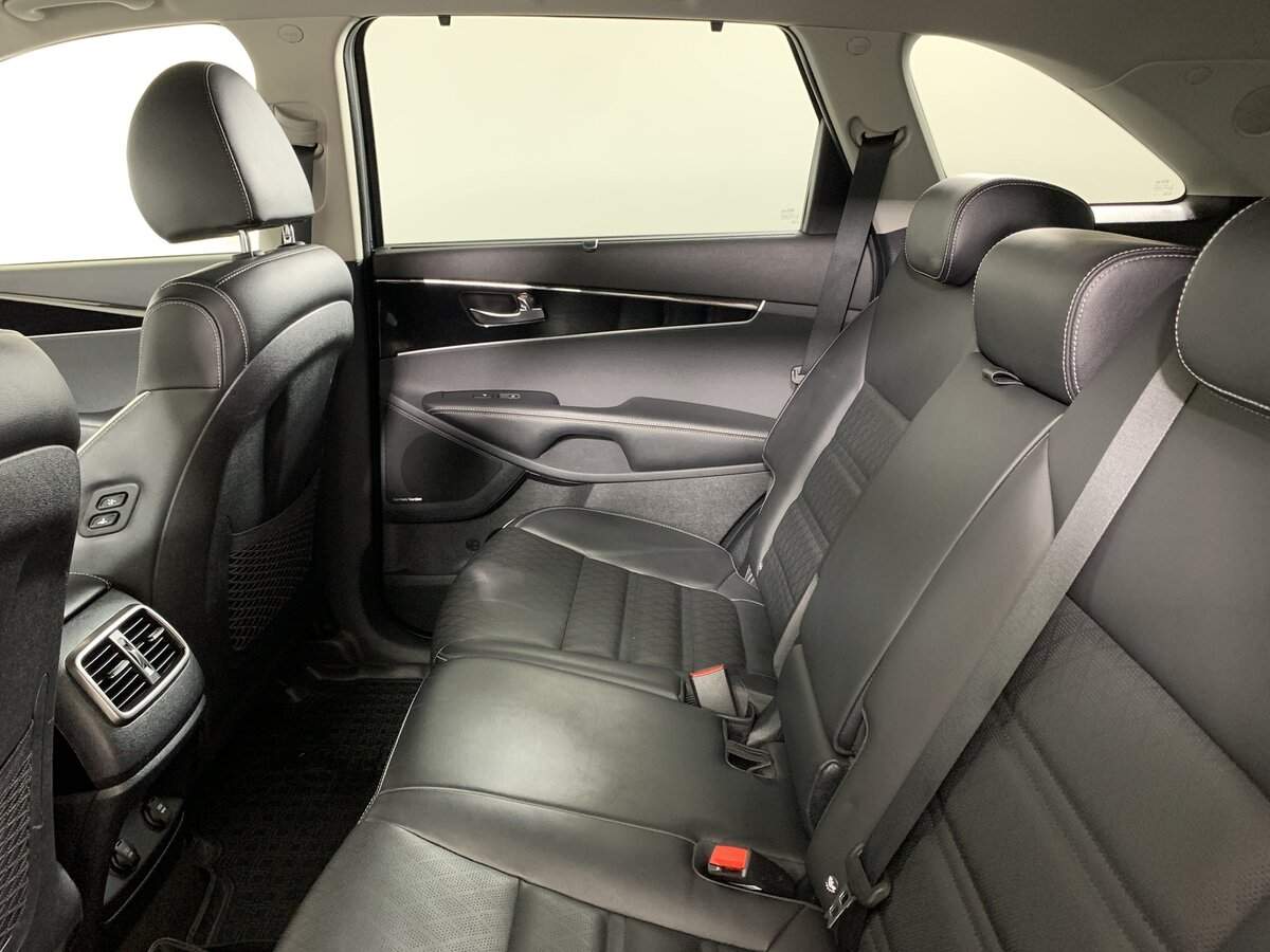 Kia Sorento, 2018 Фото №19