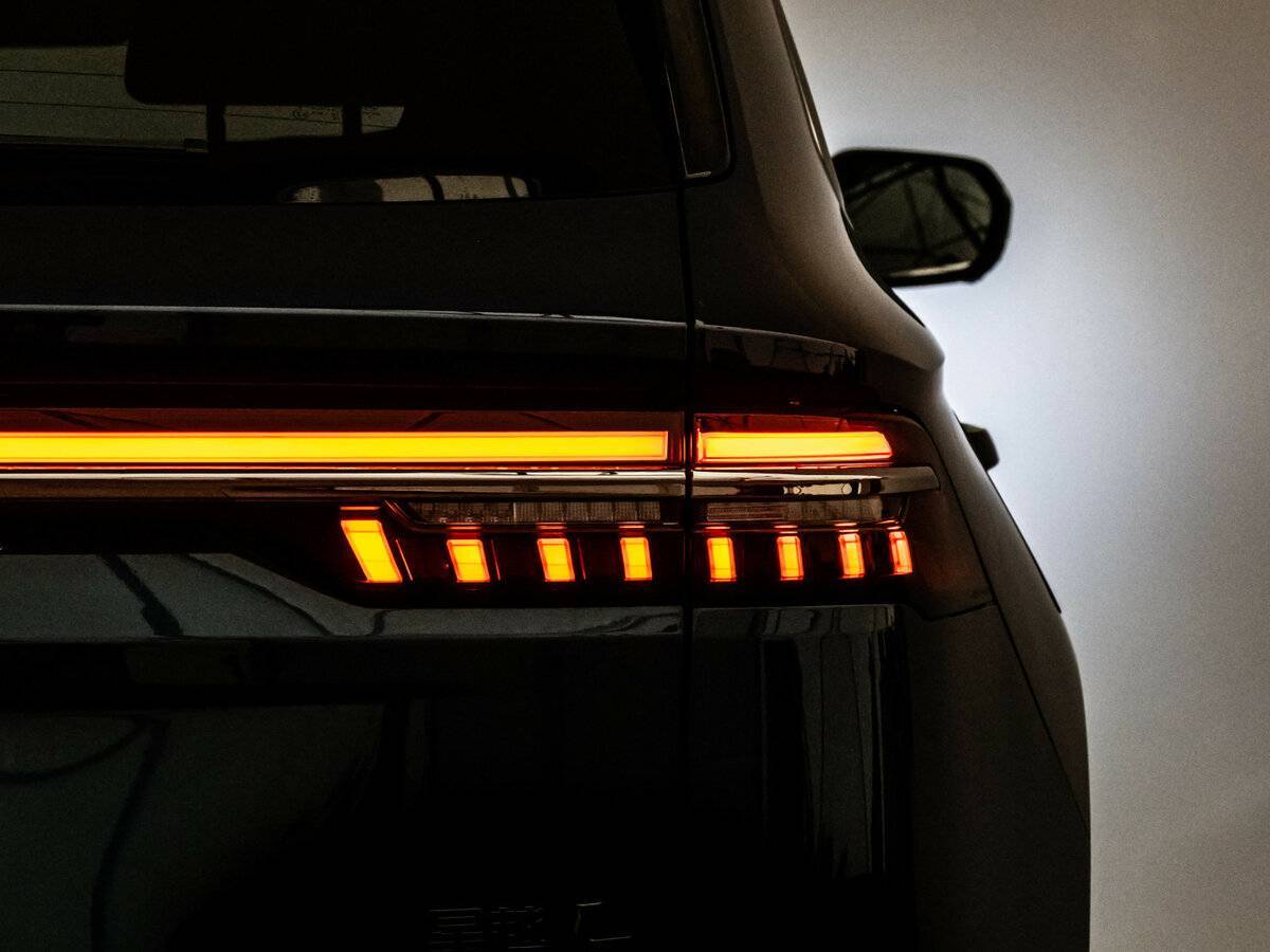 Geely Monjaro, 2023 Фото №9