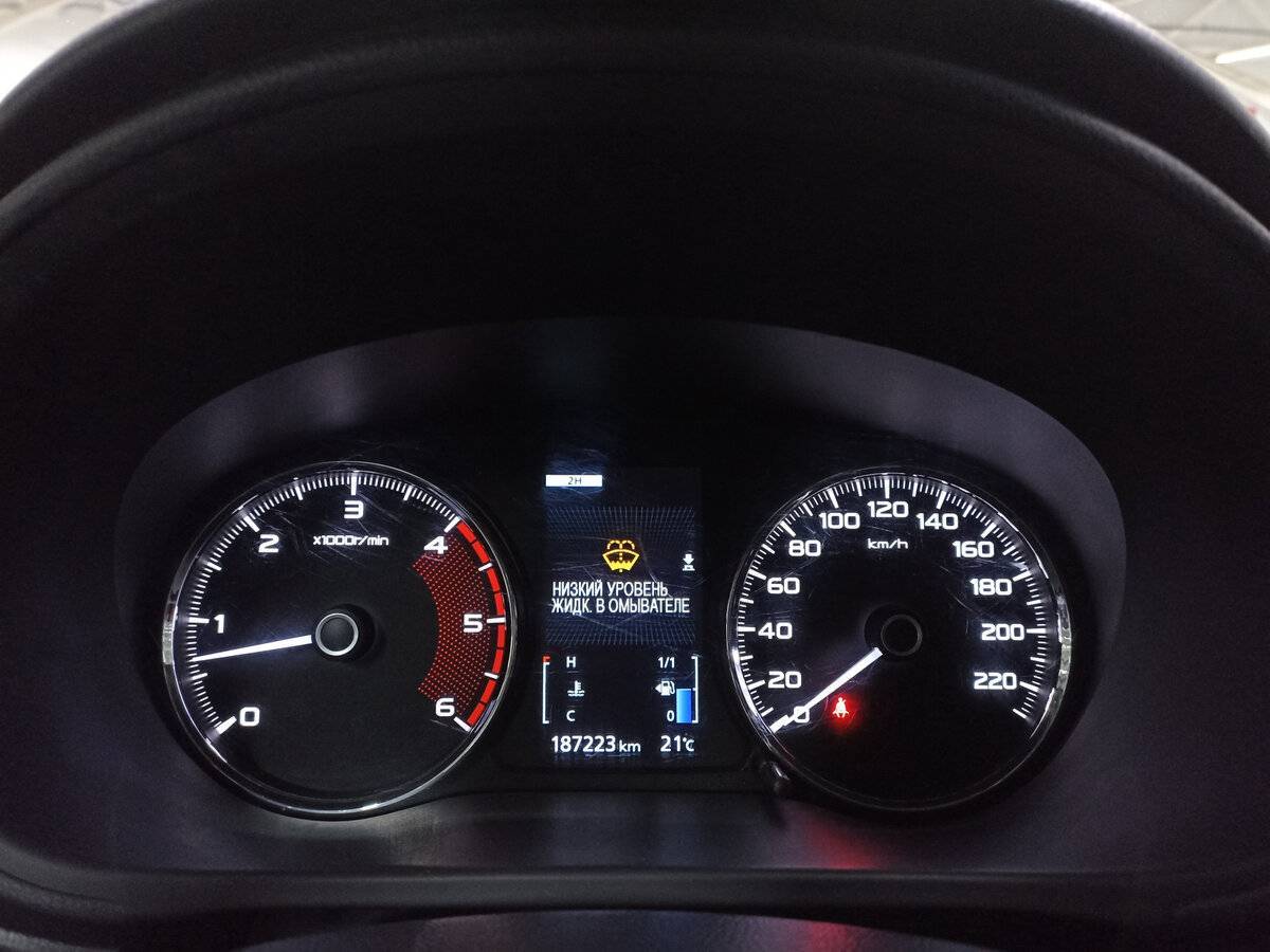 Mitsubishi Pajero Sport, 2018 Фото №13