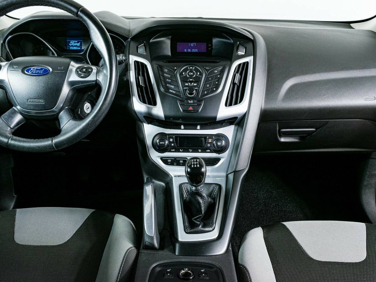 Ford Focus, 2012 Фото №11