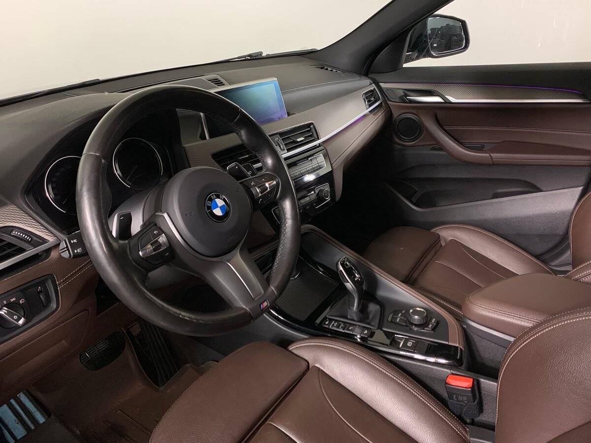 BMW X2 xDrive20i, 2020 Фото №12