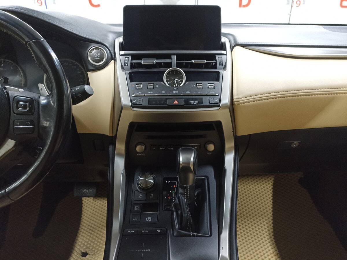 Lexus NX 200, 2017 Фото №15