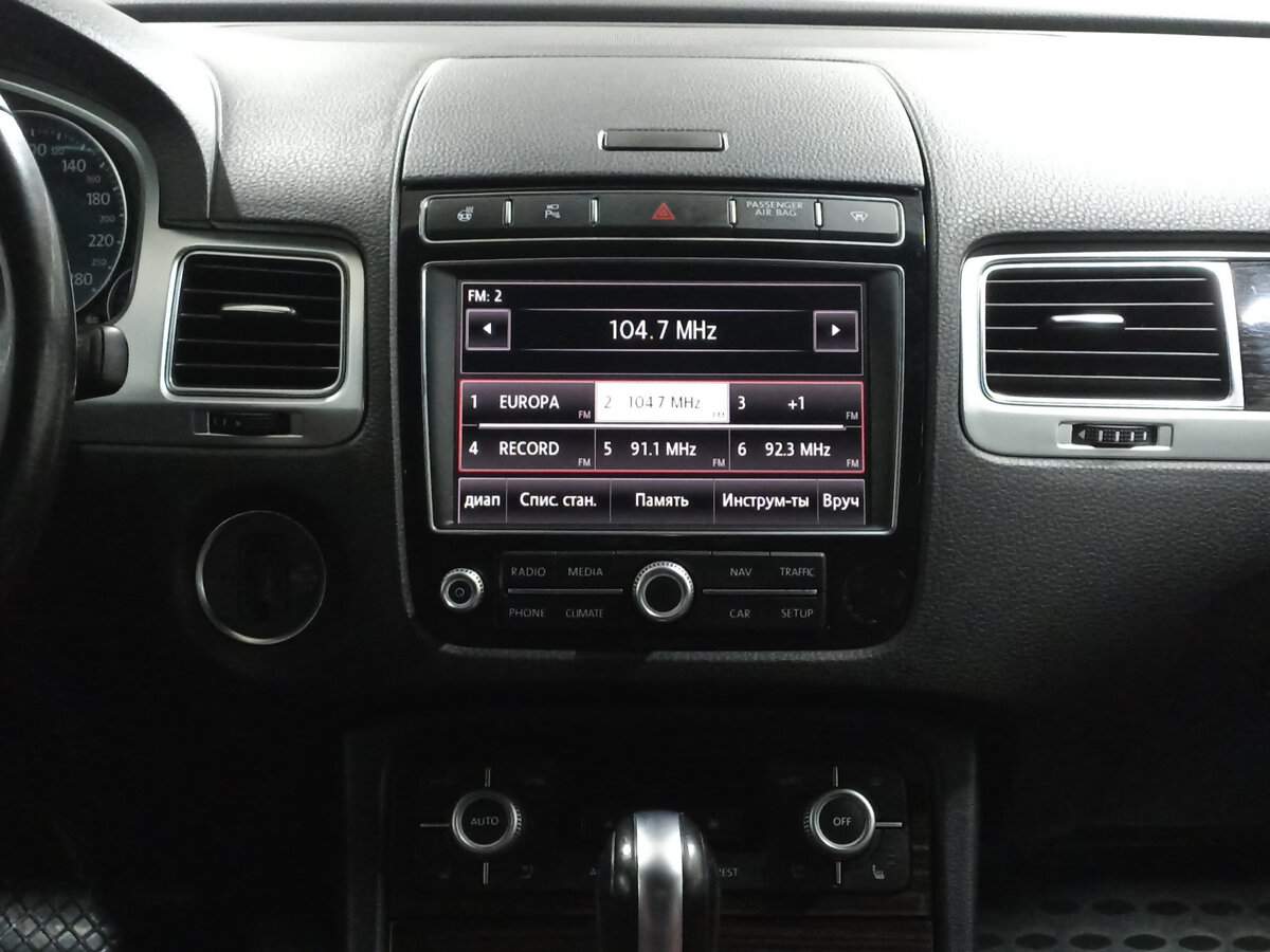 Volkswagen Touareg, 2016 Фото №15