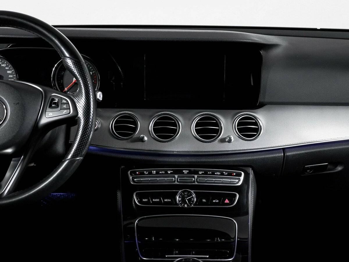 Mercedes-Benz E-Класс 200, 2016 Фото №13