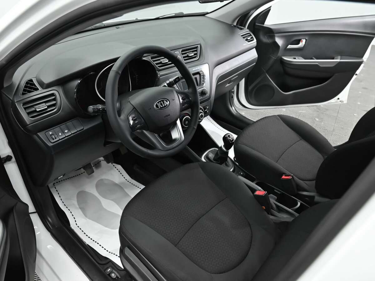 Kia Rio, 2013 Фото №8