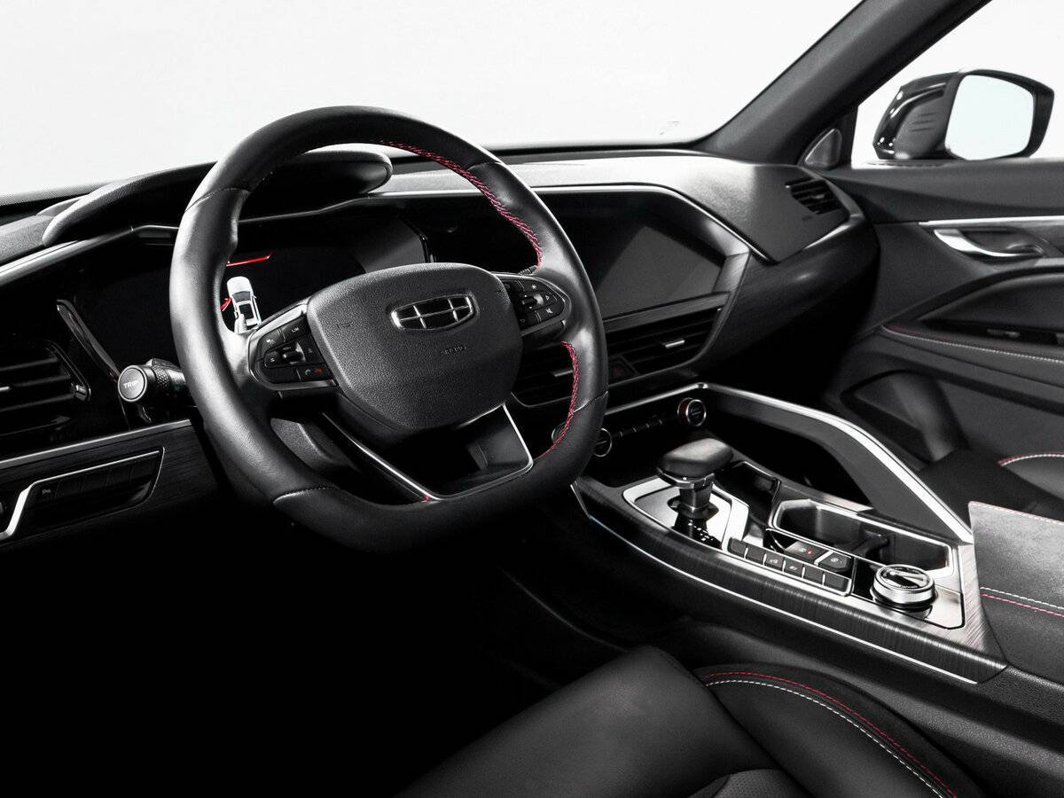 Geely Tugella, 2023 Фото №14