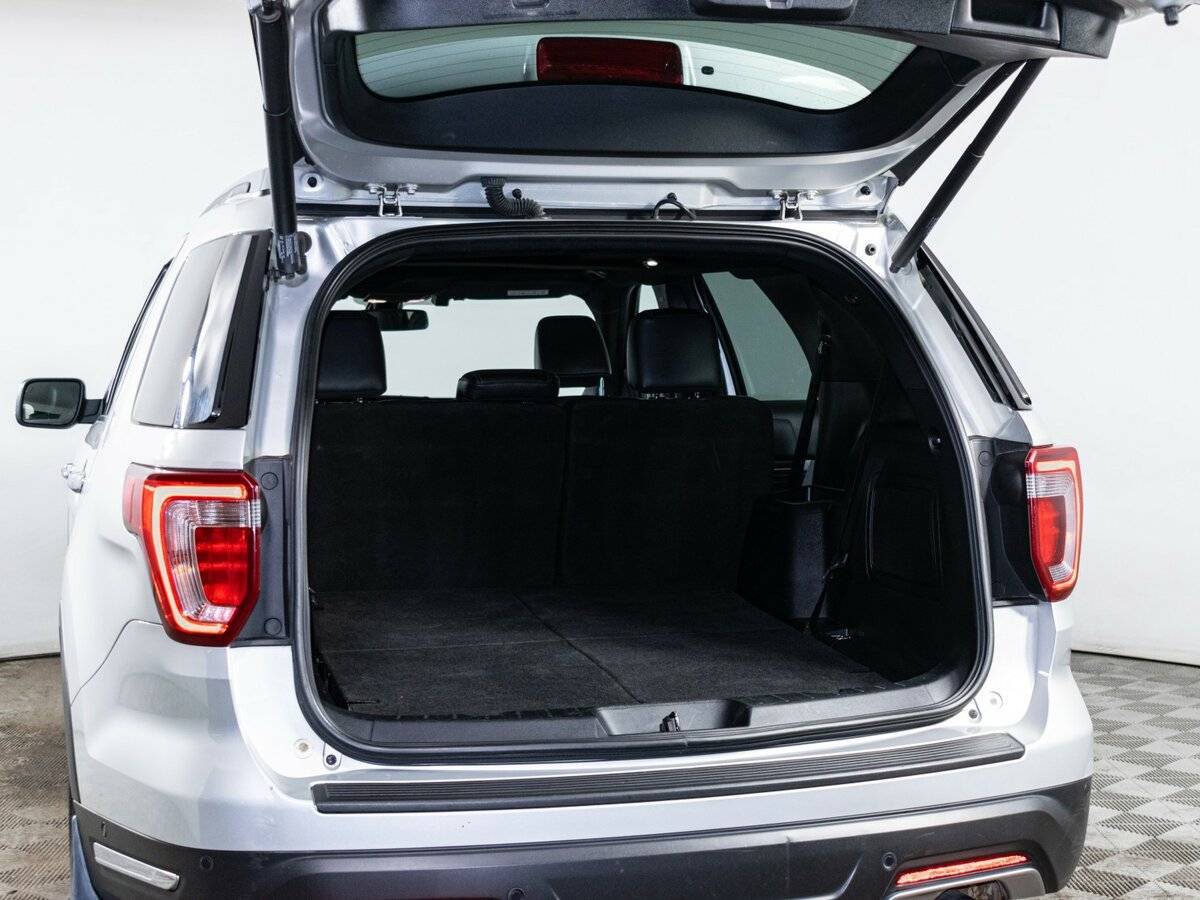 Ford Explorer, 2018 Фото №9