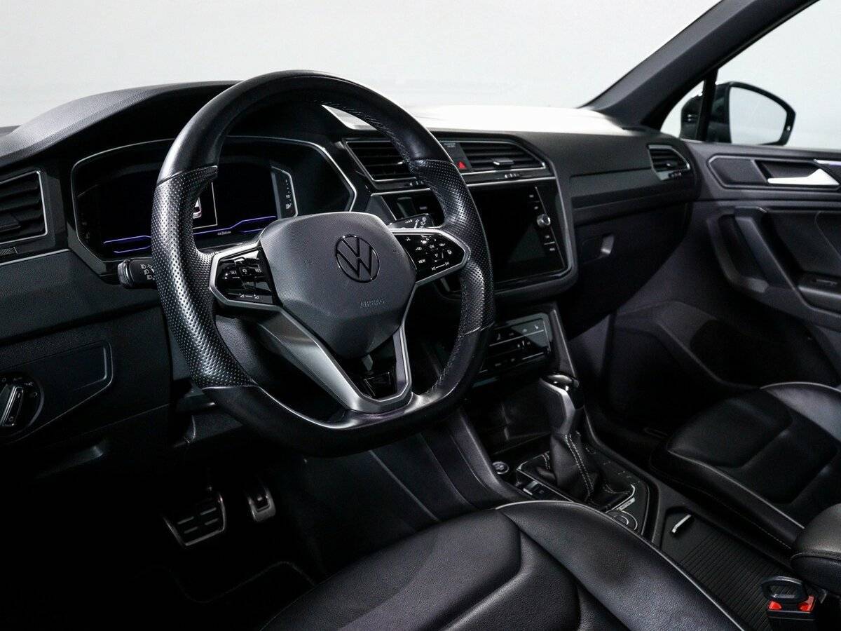 Volkswagen Tiguan, 2021 Фото №14