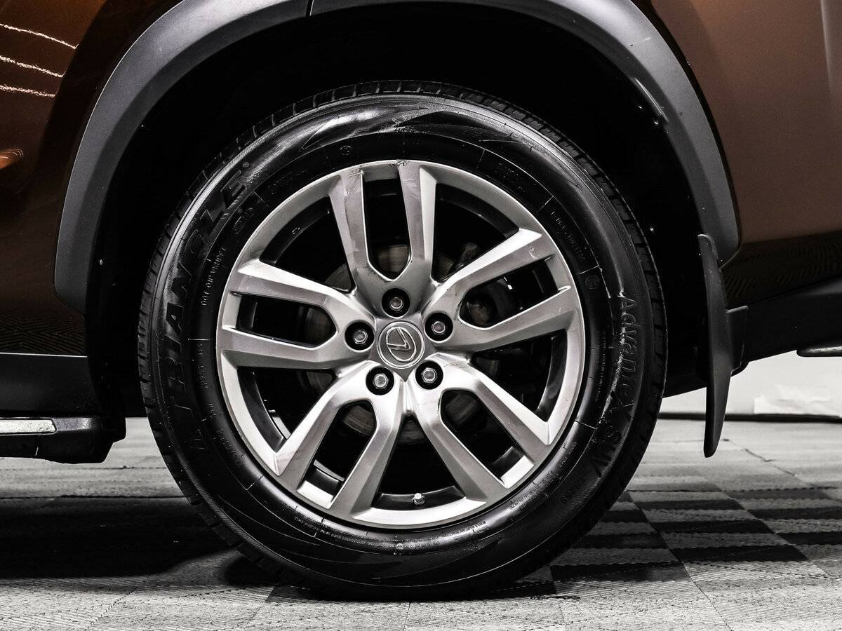 Lexus NX 200t, 2016 Фото №15