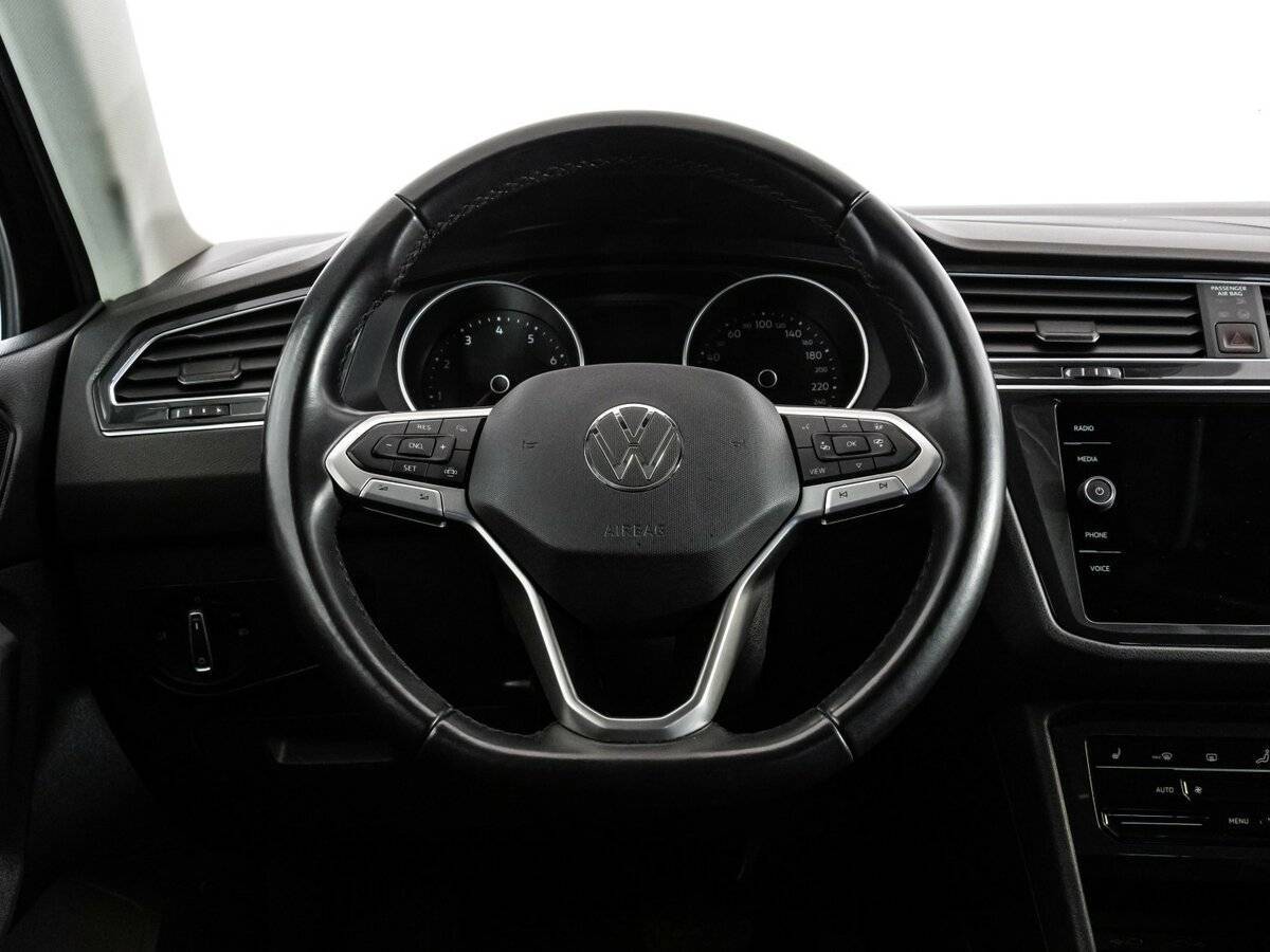 Volkswagen Tiguan, 2021 Фото №10
