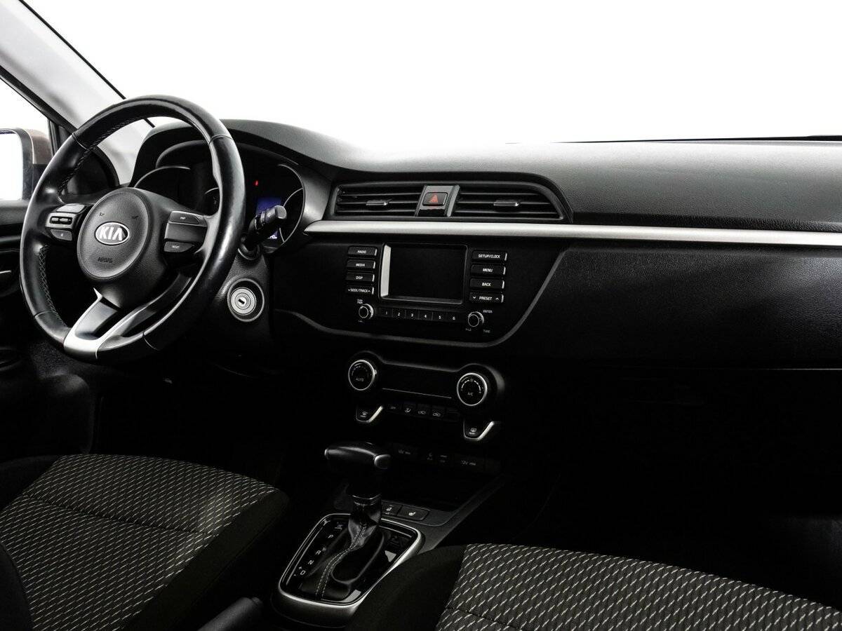 Kia Rio, 2018 Фото №9