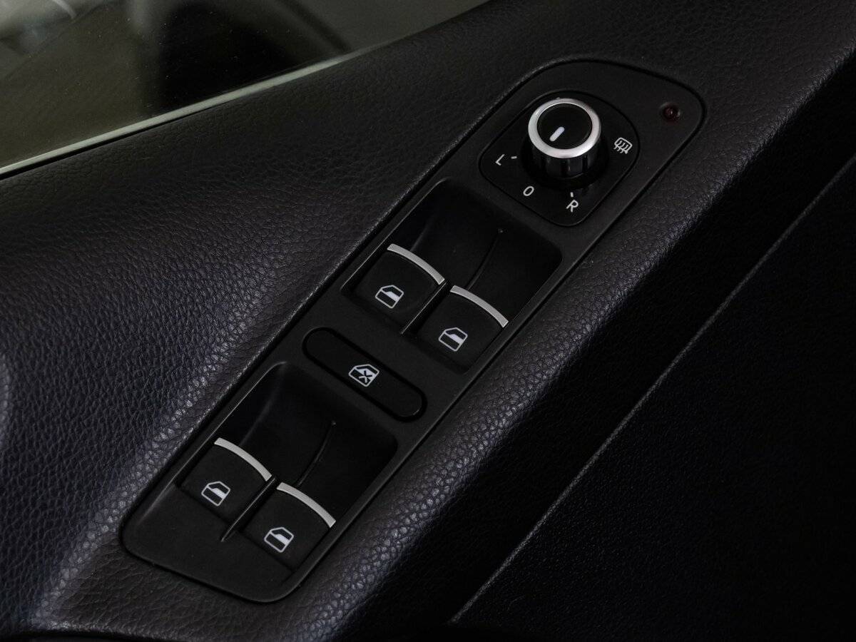 Volkswagen Tiguan, 2014 Фото №18