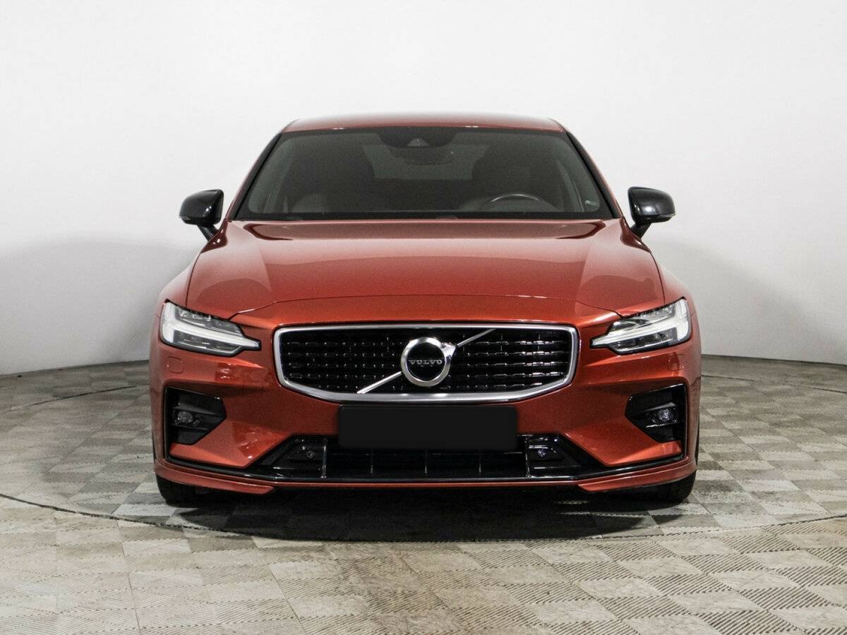 Volvo S60, 2019 - 28 984 км. | Фото №2