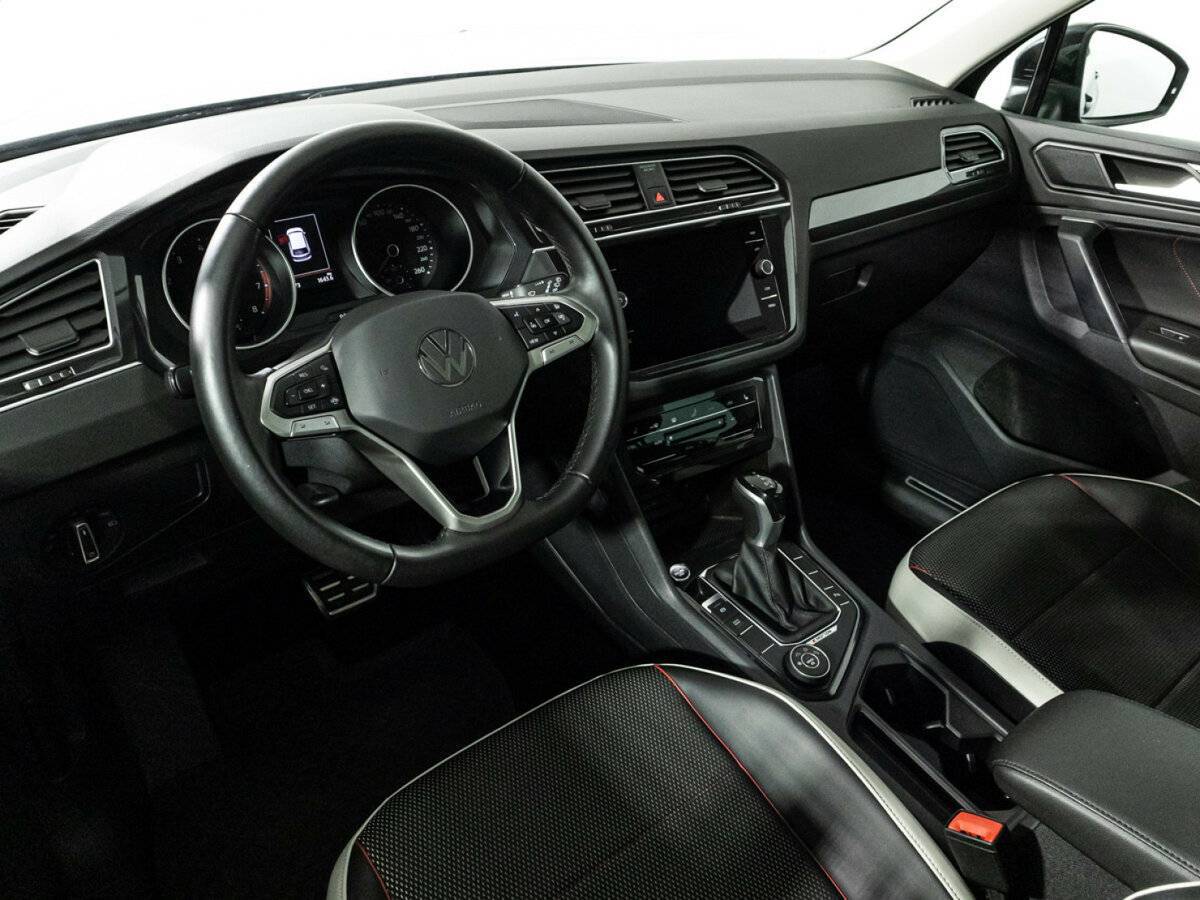 Volkswagen Tiguan, 2022 Фото №11