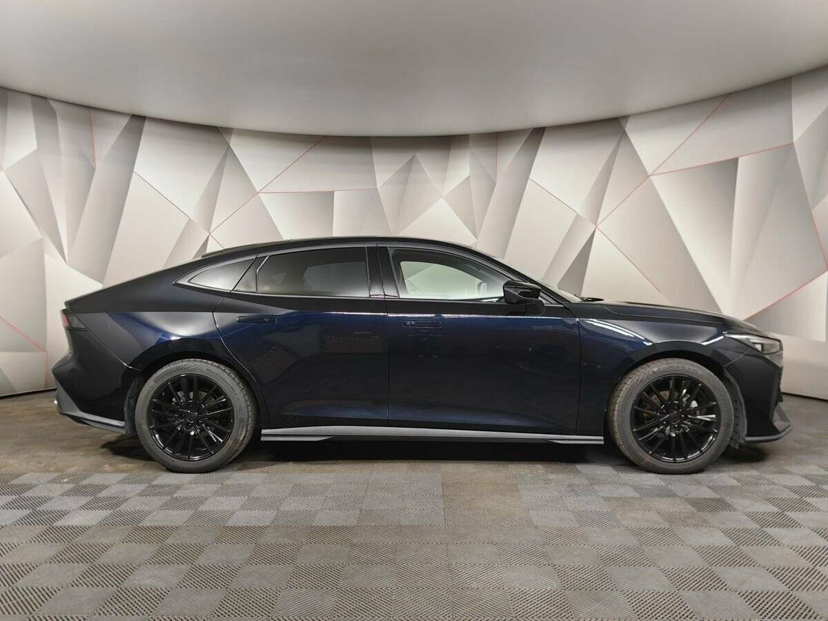 Changan UNI-V, 2022 Фото №6